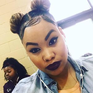 Meet your Posher, Shelby